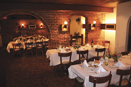 Sabatinos_WineCellar